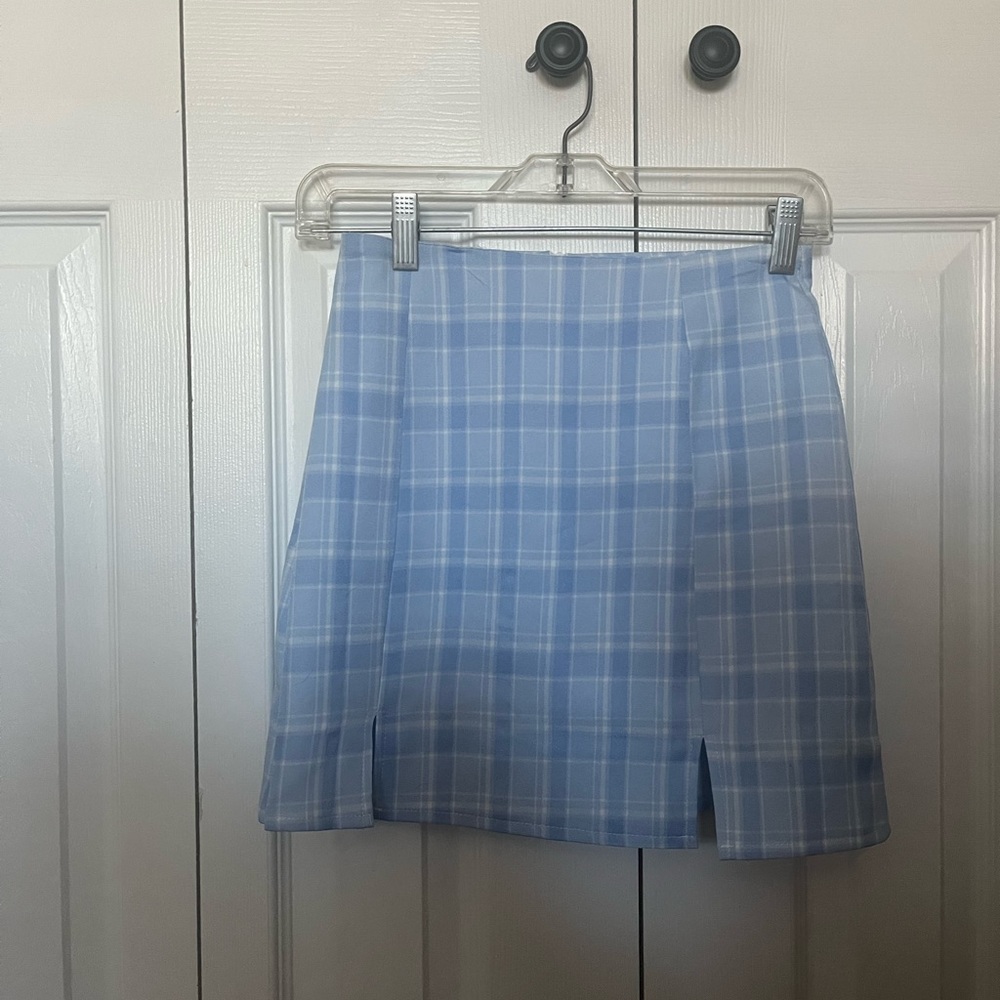 Blue and white mini skirt size small